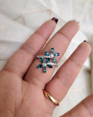anello regolabile placcato argento con Topazio 