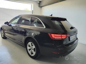 Audi A4 Avant 2.0 TDI 122 CV Sport automatica