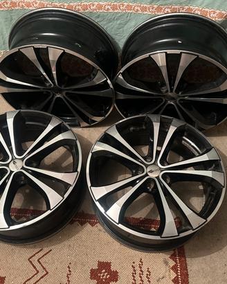 Set 4 Cerchi in Lega Brock B38 da 19" (8Jx19)