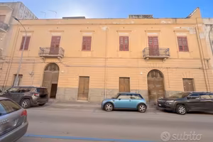 Cv117 stabile nobiliare con giardino