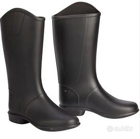 Stivali neri da equitazione