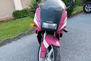 Moto e anni 90