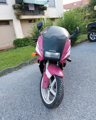 Moto e anni 90