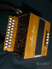 Fisarmonica organetto  8 bassi Della Noce