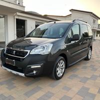 Peugeot Partner Tepee BlueHDi 100 Outdoor
