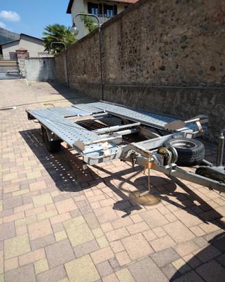 carrello porta. auto