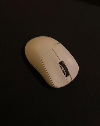 Mouse gaming Pulsar Xlite v4 size 2 (Medium)