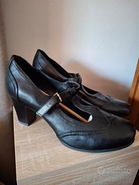 Scarpe nere donna con tacco n. 41