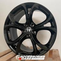 Set cerchi in lega da 18 per Alfa Romeo Giulia