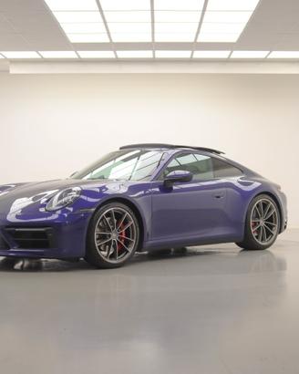 PORSCHE 911 CARRERA 4S