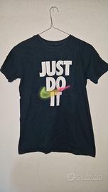 Maglietta Nike "Just Do It" per bambino - Taglia M