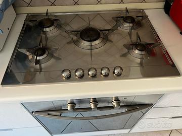piano cottura e forno