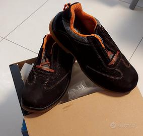 SCARPE,ANTINFORTUNISTICHE,TRASPIRANTE,RESISTENTE.