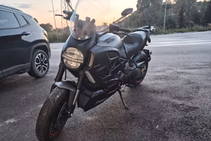 ducati diavel strada