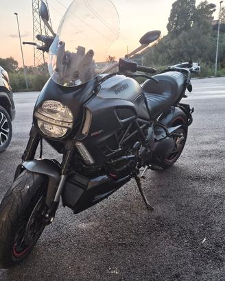 ducati diavel strada