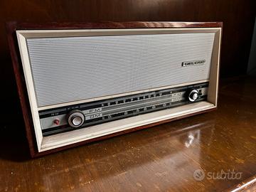 Radio a valvole vintage Geloso
