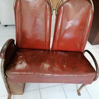 Sedile doppio di una corriera anni 50