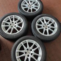 Cerchi in lega 15 pollici Polo 2012