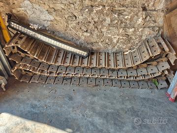 Cingoli in ferro miniescavatore