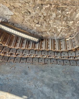 Cingoli in ferro miniescavatore