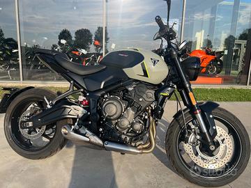 TRIUMPH Trident 660 Stone Gray