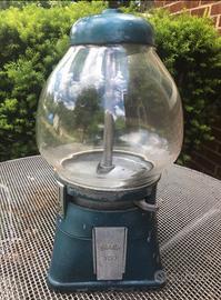 Distributore caramelle