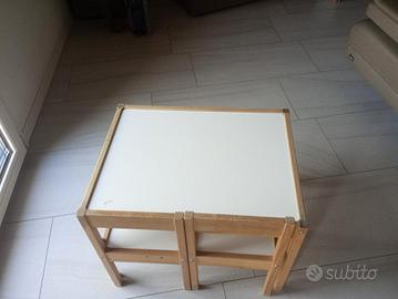 Tavolino con due sedie legno e bianco per bambini