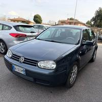 VOLKSWAGEN Golf 1.6 cat 5 porte Highline GPL