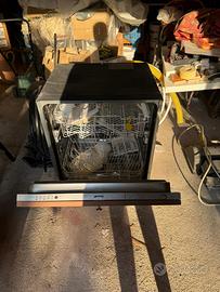 Lavastoviglia smeg