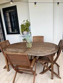 Tavolo legno e sedie