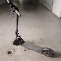 Monopattino NAVEE V50i PRO