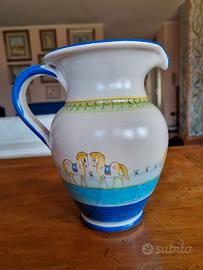 Brocca in ceramica di Vietri dipinta a mano