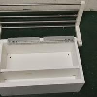 Attaccapanni e comodino da muro