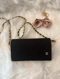 Accessorio custudia Chanel