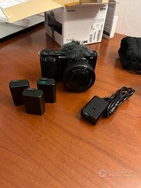 Sony Zv E10 vlogcam + kit ottico 18-40mm + accesso
