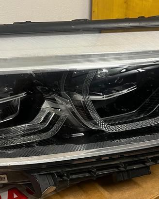Faro LED adattativo BMW 530 G30