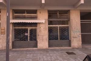 ? Locale commerciale in pieno centro a Cosenza - V