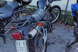 Yamaha XT 550 - 1983