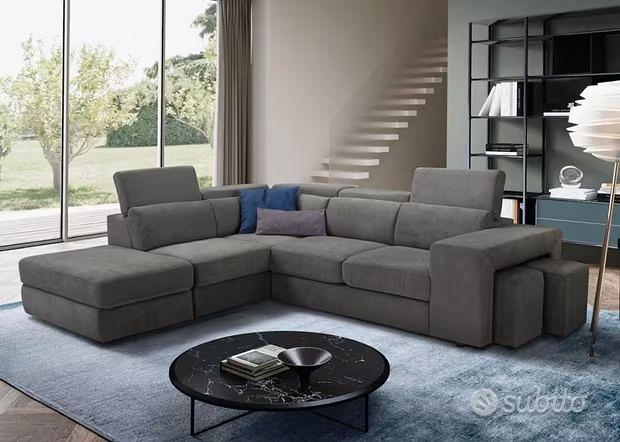 Divano angolare posti con pouf e letto Arredamento e