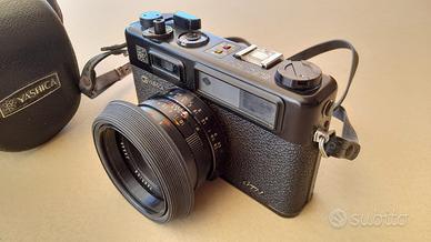 Macchina Fotografica Yashica Electro 35