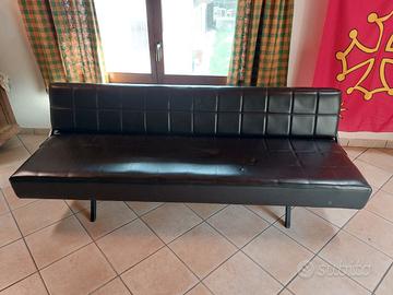 Divano letto in pelle vintage