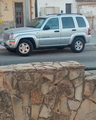 Jeep Cherokee kj sport limited