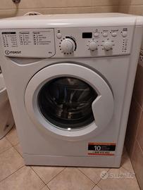 Lavatrice Indesit 6 kg. carica frontale