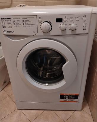 Lavatrice Indesit 6 kg. carica frontale