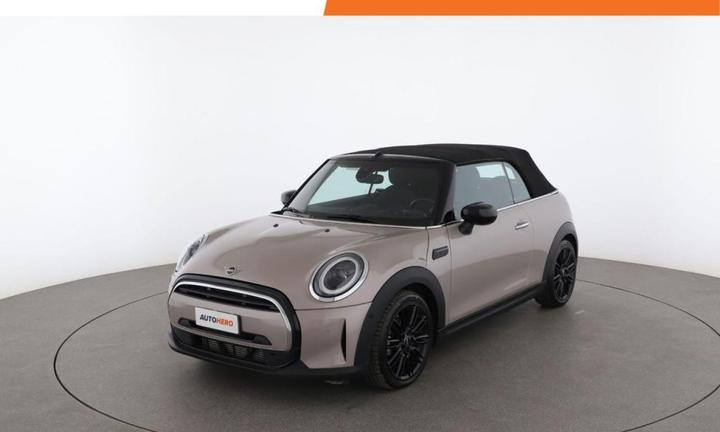 MINI Mini 1.5 Cooper Essential Cabrio