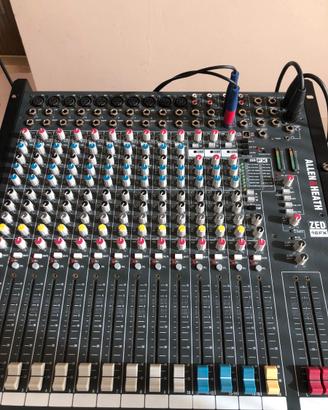 Mixer Allen & Heath ZED-16fx con  flight case