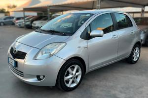 Toyota Yaris 1.4 D-4D 5 porte Sol