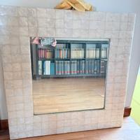Specchio tipo madreperla 70x70 ca.