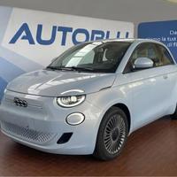 Fiat 500 500e 42 kwh la prima
