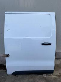 Opel Vivaro 2019> Porta Lat. Dx